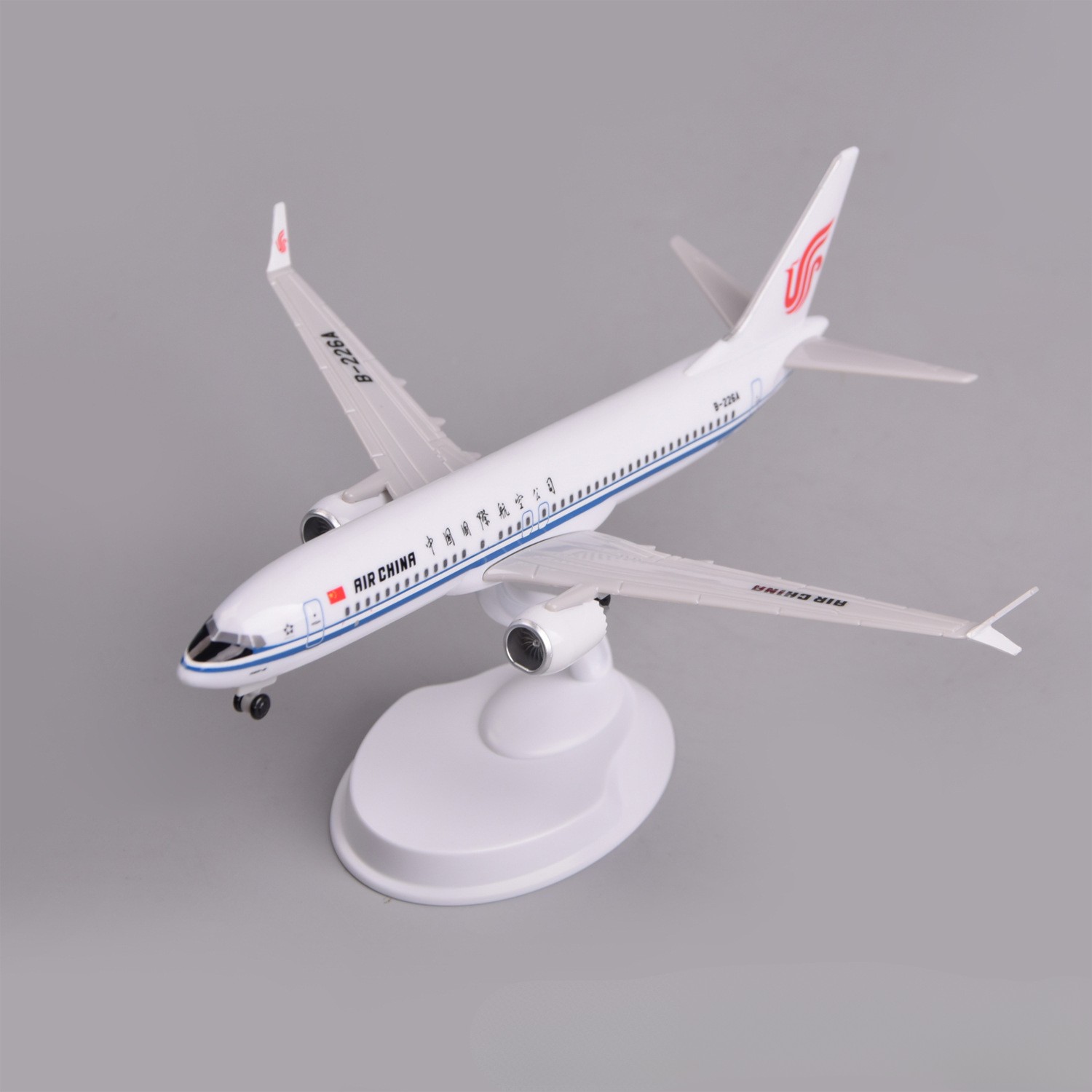 20cm エアチャイナ B737Max8 プラスチック製ミニ - Model Airplane Plastic のレビューと価格